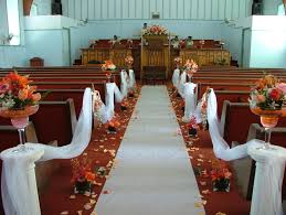Simple But Cute Wedding Ceremony Decorating Ideas Wedding Bella Wedding Chapel Decorations Wedding Ceremony Decorations Church Ceremony Decorations Church