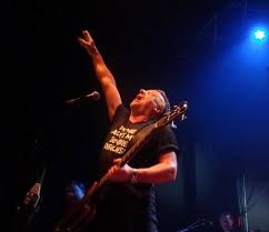 Peter Hook And The Lights A L Espace Julien Peter Hook The Light Pinterest