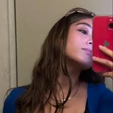 Anna Cordova (annacordova04)