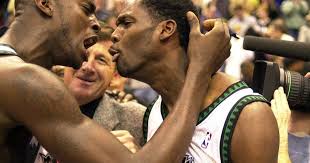 Feel me, I'm loved like the great late Malik Sealy.”