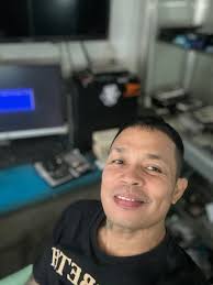 Michael Briones Castillo