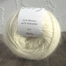 If you're worried about your chiengora being too warm, or want to tone down the halo effect, why not try blending it with wool? Wolle Und Garne Hundewolle Emma Chiengora Von Modus Intarsia