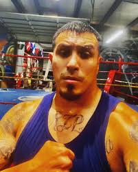 Roberto Silva (@teamsilva_elbebe) • Instagram photos and videos