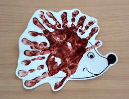 Igel Aus Handabdrucken Kindergartenalltag De Basteln Mit Kleinkindern Herbst Basteln Mit Kindern Herbst Herbstdeko Mit Kindern Basteln