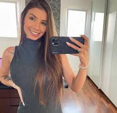 Whindersson nunes once again unburdened himself about the death of joão miguel, the son he had with maria lina deggan. Noiva De Whindersson Abre Perfil No Instagram E Mostra Intimidade Fotos R7 Famosos E Tv