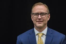 LCPS school board meets to fill vacant seat