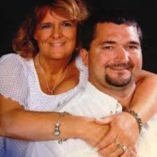 What color is the Dollywood refill cup this year?