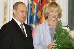 Елена яковлева пожалела людей, которые смотрят шоу на федеральных телеканалах (фото: Yakovleva Elena Alekseevna Vikipediya