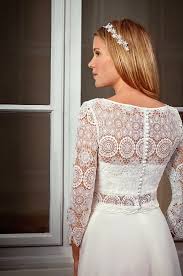 Hier zeige ich euch, wie ihr ganz einfach ein 2 teiliges geschentütchen werkelt, welches man zum öffnen nur auseinanderziehen muss. Brautkleid Izarra Zweiteiler