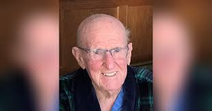 Stephanie Raby's Instagram, Twitter & Facebook