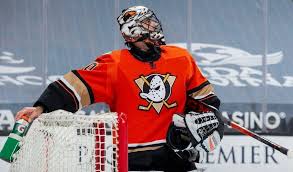 Anaheim ducks goaltender ryan miller guards his net against calgary flames center dillon dube during the first period at scotiabank saddledome. K C7q151tq062m