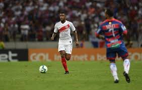 Ufc fight night 166 'blaydes vs. Fluminense Sonda Emerson Santos Do Palmeiras Mas Mantem Digao Como Plano A Futebol Ge