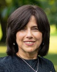 Naomi Franklin's Instagram, Twitter & Facebook