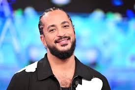 Slimane : origine, carrière, enfant… ce qu'il faut savoir sur le  représentant de la France à l'Eurovision