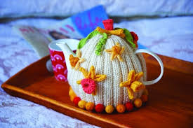 Confused by what knitting needle size relates to what, us to uk, canada or metric to uk? 10 Ways With Knitted Flowers Blog Let S Knit Magazine