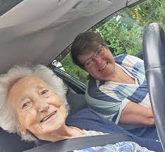 Droitwich's 93-year-old Cicely gets behind the wheel for first time ever