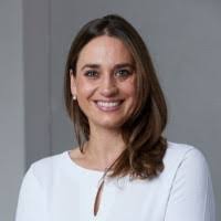 Sina Thomas's Instagram, Twitter & Facebook