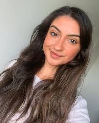 𝗔𝘀 𝘁𝗵𝗲 𝗴𝗿𝗲𝗮𝘁 𝗝𝗔𝗬-𝗭 𝗼𝗻𝗰𝗲 𝘀𝗮𝗶𝗱, “𝗔𝗹𝗹𝗼𝘄 𝗺𝗲 𝘁𝗼  𝗿𝗲𝗶𝗻𝘁𝗿𝗼𝗱𝘂𝗰𝗲 𝗺𝘆𝘀𝗲𝗹𝗳…” 👋🏼 ⭐️ My name is Aaron Alaniz! I'm  an online fitness coach based out of the Rio Grande Valley in South,