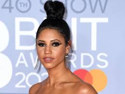 Radio 1's life hacks (bbc radio 1) the official chart: Vick Hope Announced As Co Host Of Life Hacks On Bbc Radio 1 The Independent The Independent
