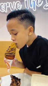 24K gold ice cream ! ⭐️ #rollney #foodie #icecream #fyp #johor @Rollne...