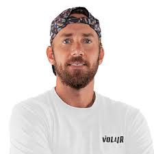 Wesley Burrows's Instagram, Twitter & Facebook