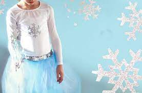 Egal, ob sie ihre eigene krönung oder wiederverbindung mit der familie sind zu vermeiden werden sie froh sein, sie werden es im stil eines künftigen königin zu tun. Diy Eiskonigin Kostum Selber Machen Familicious Kostume Selber Machen Prinzessin Kostum Kind Kostumvorschlage