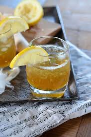 Citronnade Maison Citron Et Thym Recette Tangerine Zest Recette Citronnade Maison Citronnade Recettes De Boissons