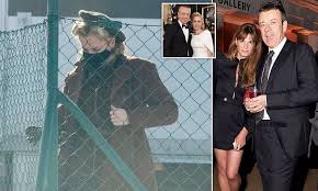 Leonardo dicaprio's performance was widely acclaimed and ultimately won him an academy award, the first of his career after five previous nominations. Gillian Anderson Seen For First Time Since Reuniting With Peter Morgan After Jemima Khan Romance Daily Mail Online