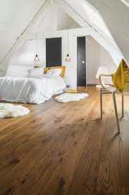 Poser Du Parquet Chez Soi Parquet Flottant Stratifie Pvc Avec Images Pose Parquet Parquet En Chene Deco Chambre