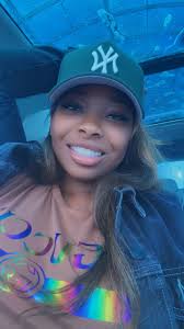 Tiffany Seals (@mslarae) • Instagram photos and videos