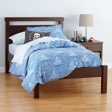 Oliver S Big Boy Room The Land Of Nod Kids Beds Kids Chocolate Clean Lines Oak Park Bed In Beds Hogar Cama Sencilla Camas