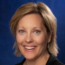 Lyn Walker's Instagram, Twitter & Facebook