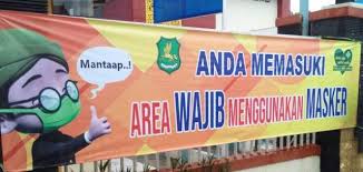 Dalam video memperlihatkan seorang pria yang ngeyel saat ditegur untuk menggunakan masker karena masuk ke area komplek yang wajib menggunakan masker. Cegah Penyebaran Covid 19 Rsudma Sumenep Mewajibkan Pasien Dan Pengunjung Mengenakan Masker Beritalima Com