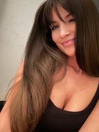 Haley Larkin's Instagram, Twitter & Facebook