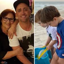 And by two children, gael and romeu, each one 12 months old. Dea Lucia Mae De Paulo Gustavo Posta Netos Voce Esta Em Cada Sorriso E Abraco De Romeu E Gael Quem Quem News