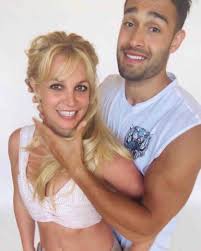 Others you may have forgotten, however, or never heard about, including some of the men who made huge impressions on the star's life. Britney Spears Fans Are Concerned As Boyfriend Sam Asghari Pretends To Choke The Singer In New Photo