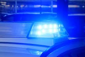 Polizei Bielefeld Fasst Jugendlichen Der Nachts Mit Dem Auto Der Eltern Fahrt 16 Jahriger Baut Autounfall Bielefeld Westfalen Blatt