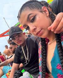 Mariah Vitória 的Instagram video • Jan 24, 2025 at 7:35 AM