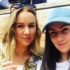 Can anyone recommend any wheelie bin cleaning services in the area?