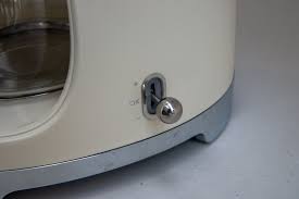 Best coffee machine cleaner and descaler meaning of woke af reviews. Smeg Dcf02 Drip Filter Coffee Machine Review Trusted Reviews