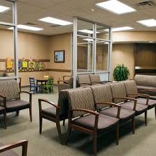 Waiting Room Chairs For Medical Office Amazing Brown Color In Reception Office Furniture Ideas Waiting Room Decor Waiting Room Furniture Waiting Room Design