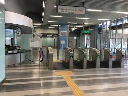 The bandar utama mrt station is an elevated mrt station serving the suburb of bandar utama in petaling jaya, selangor as well as parts of taman tun dr ismail, kuala lumpur which lie across the damansara puchong expressway (ldp) from the station. Mrt Corp Park And Ride For Rm4 Flat Rate At Bandar Utama Facebook