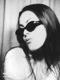 Capture Fun Moments: Your Guide to Photo Booth Poses