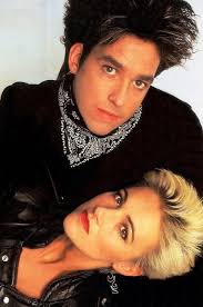 Weird photo composition in 1989. /P.