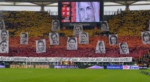 Roma were the comfortable winners of the derby della capitale but fans stayed away in protest at new safety measures imposed at the stadio olimpico. Roma La Sud Chiama Pallotta Ti Vogliamo Domenica In Curva Per Il Derby Ce L Hai Promesso
