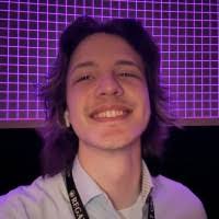 Kim Slay's Instagram, Twitter & Facebook