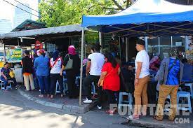 Durian cendol is one of the best result of a dessert with a creative twist. Food Review Durian Cendol Durian Runtuh Kuala Lumpur