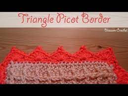 Simple Crochet Border Triangle Mini Crowns Youtube Simple Crochet Border Easy Crochet Crochet Border