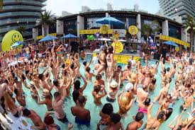 So study up on the following pool parties and follow lavish vegas for the best deals on reservations. Best Pool Parties In Las Vegas Trip Tips Las Vegas