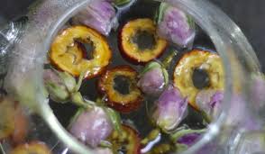 Hawthorn berries would be a great choice to lose weight. Hawthorn Berry And Rose Bud Herbal Tea Blend Recipe And Benefits Hello Tea Cup Herbal Tea Benefits Berry Tea Recipe Hawthorn Berry